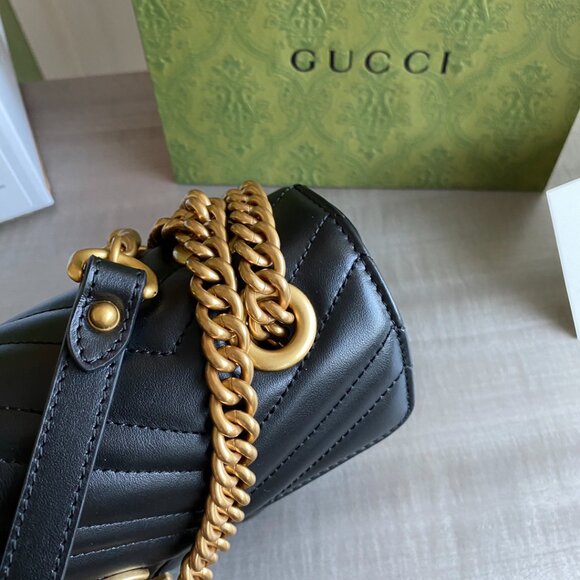 ✨Gucci Black Leather GG Marmont Bag with Gold Chain - Picture 8 of 9